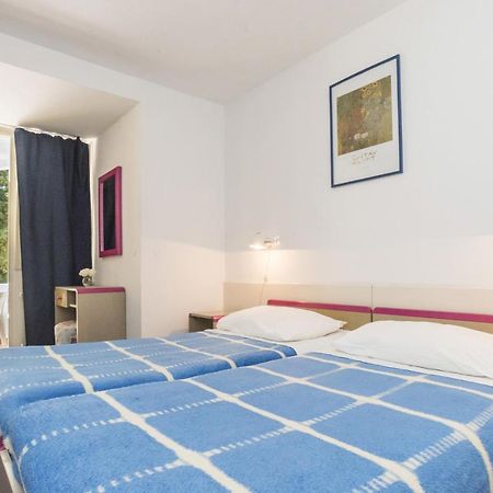 Guest House Adriatic أوماغ المظهر الخارجي الصورة