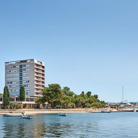 Guest House Adriatic أوماغ المظهر الخارجي الصورة