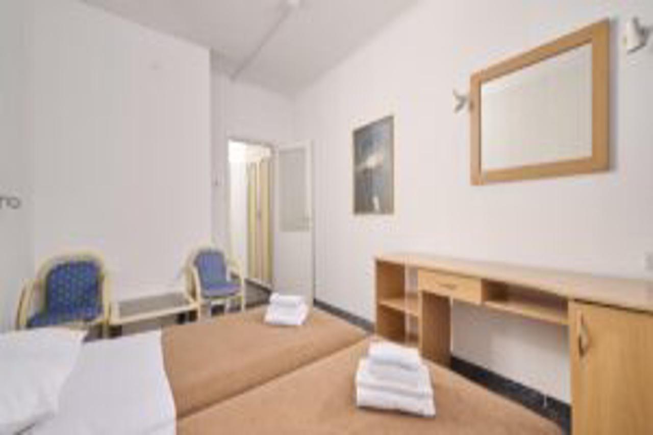 Guest House Adriatic أوماغ المظهر الخارجي الصورة