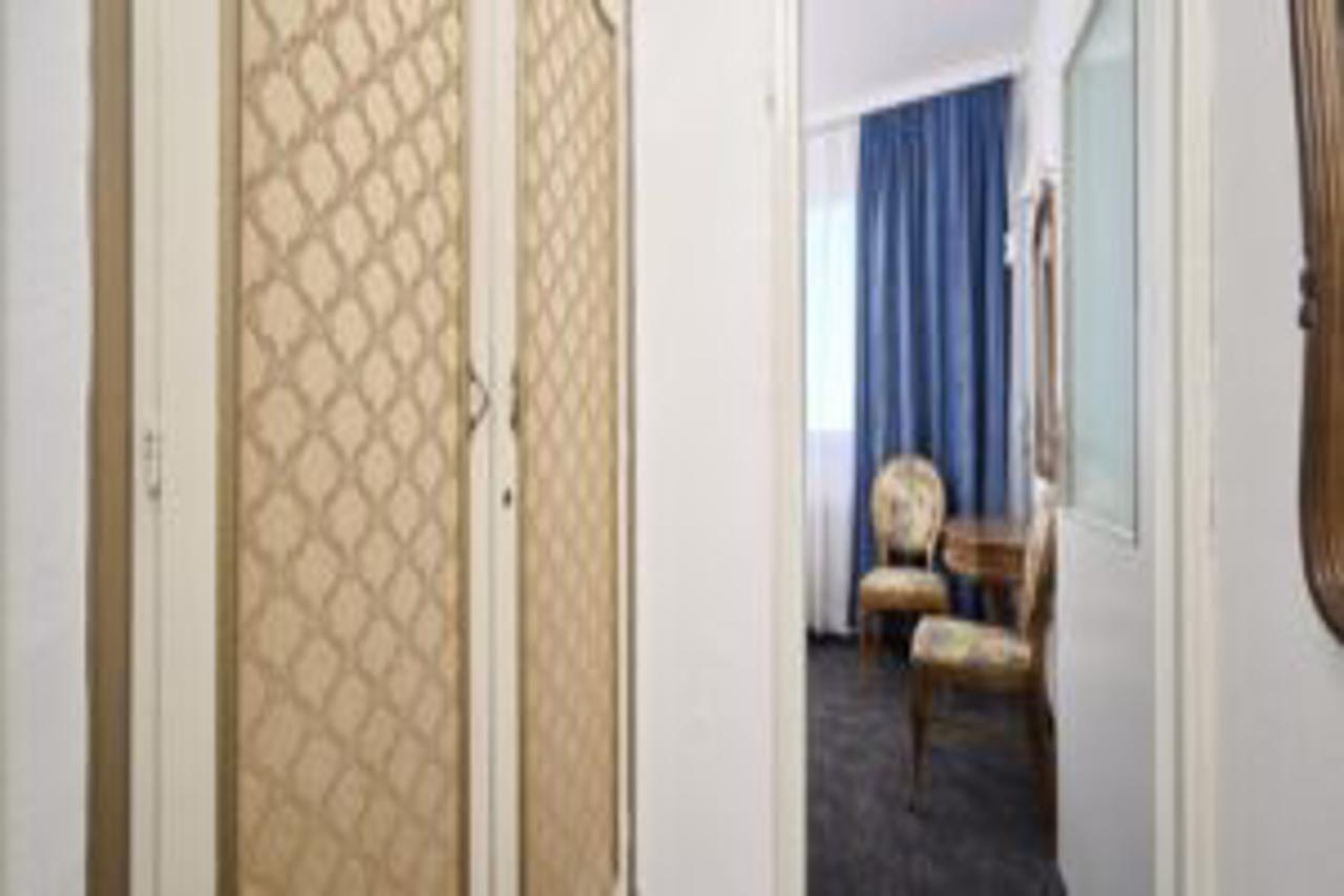Guest House Adriatic أوماغ المظهر الخارجي الصورة