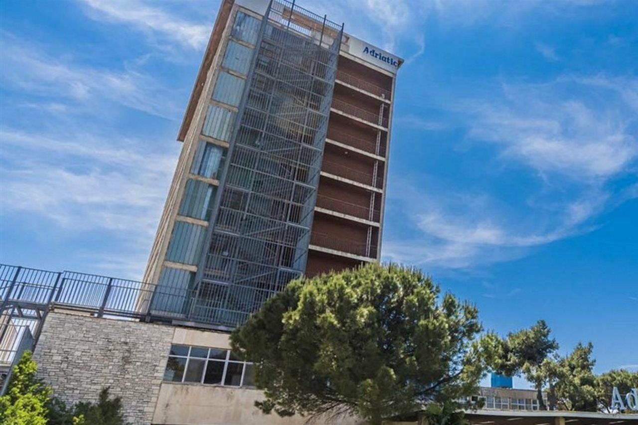 Guest House Adriatic أوماغ المظهر الخارجي الصورة